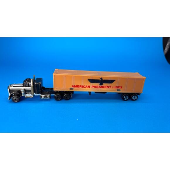 Vintage AMERICAN PRESIDENT Lines, HO Scale 1/87 Diecast Semi Truck Trailer - Picture 7 of 13